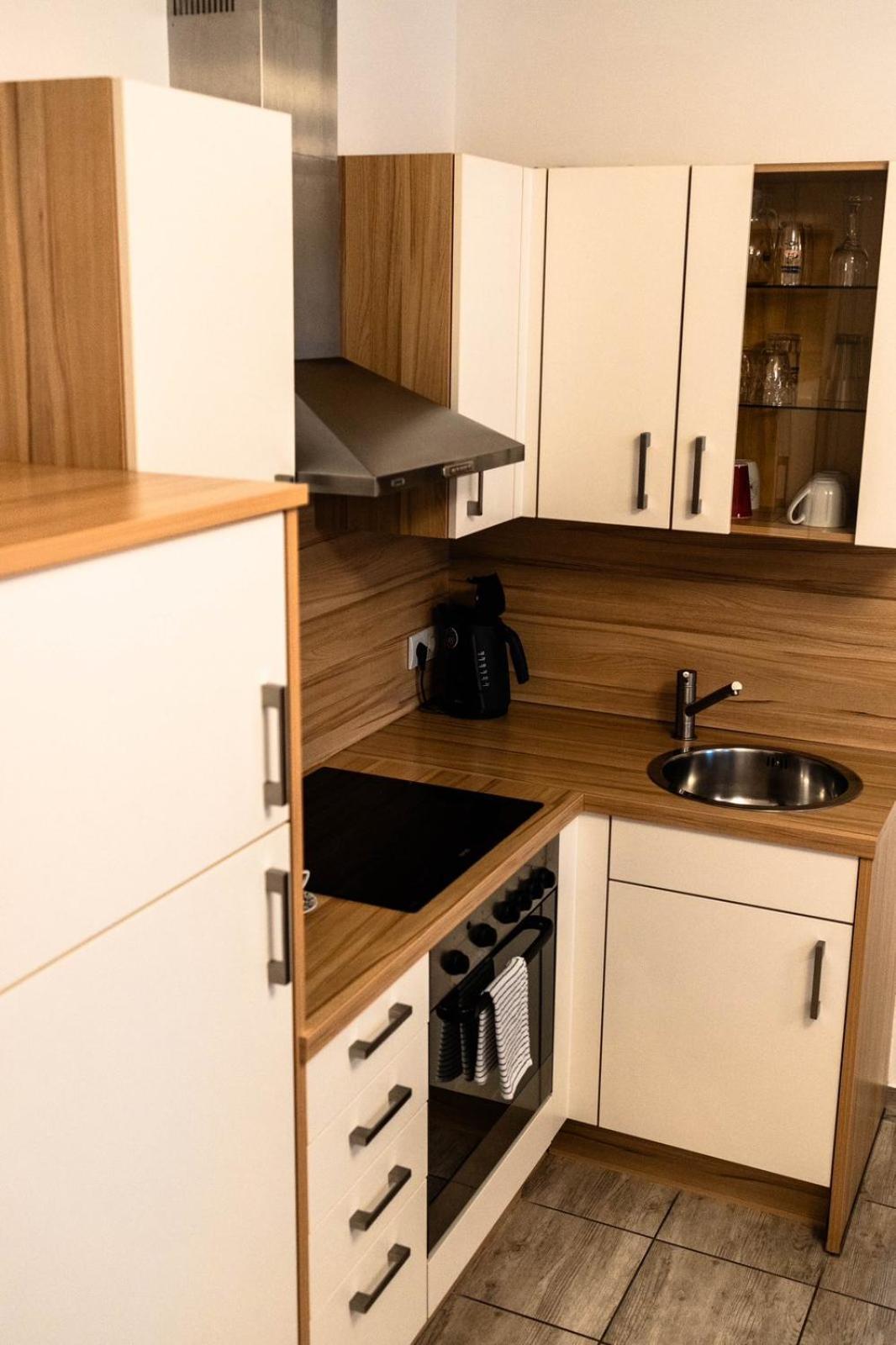 Orchidea Apartman Mosonmagyaróvár Exterior foto